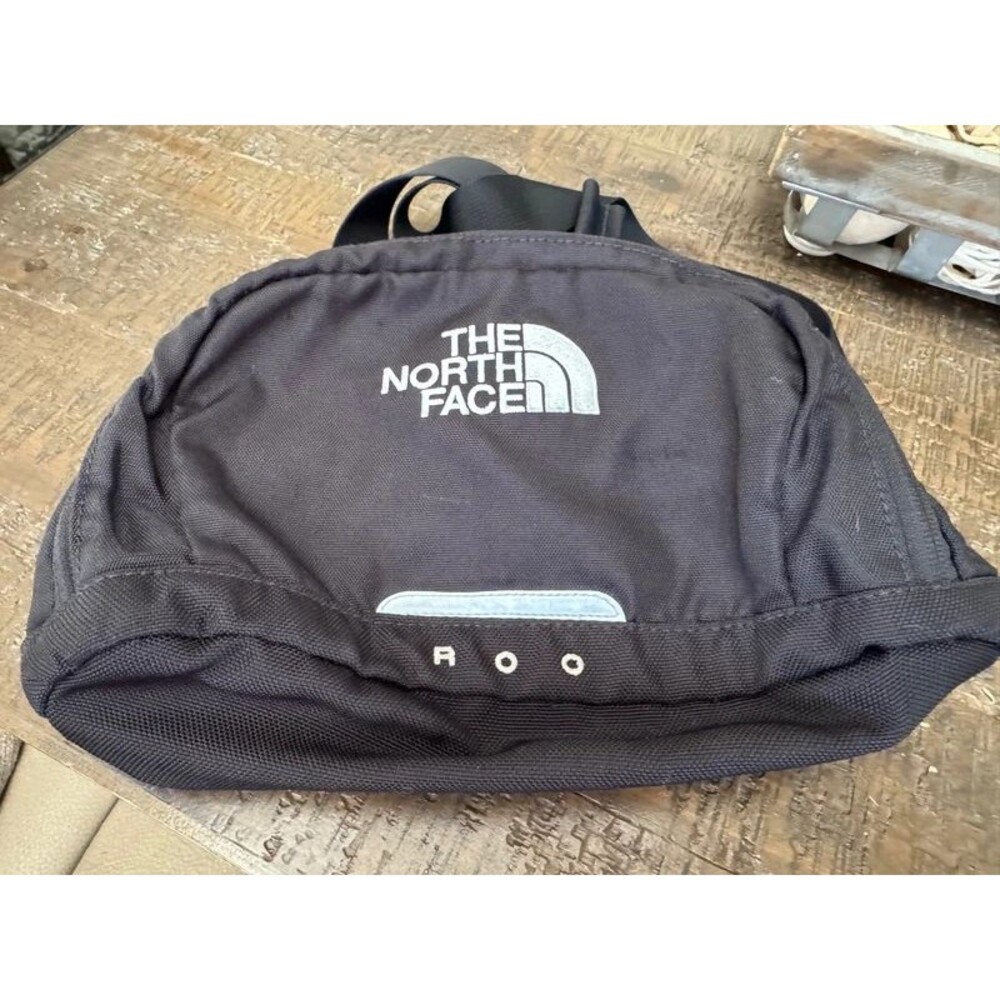 The North Face Roo Fanny pack / sling bag